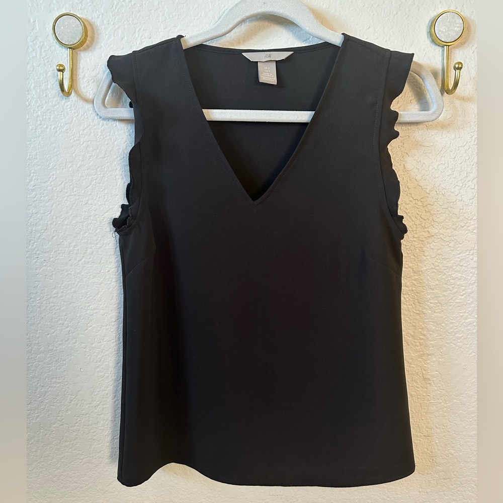 H&M Black Ruffle Dress Shirt, Size US2